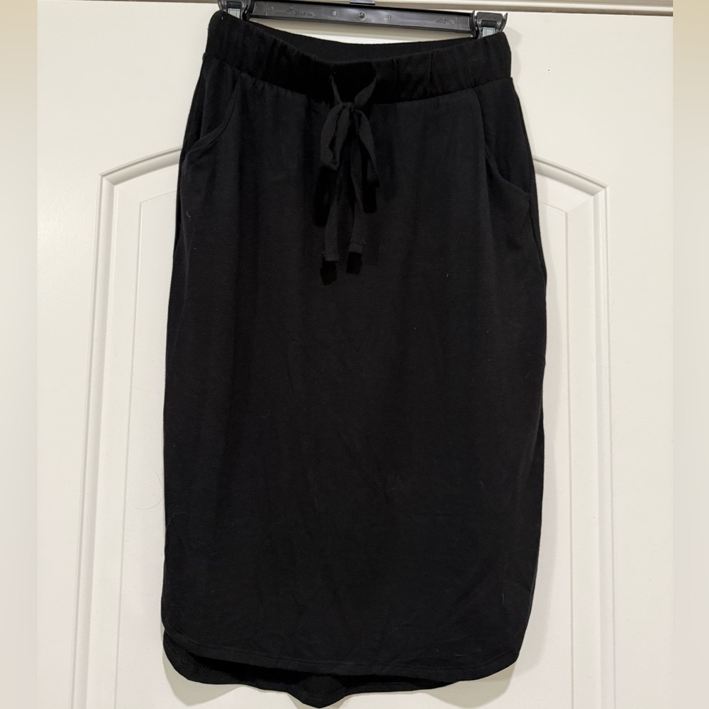 Black Skirt